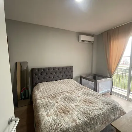 Peleus Appartement *