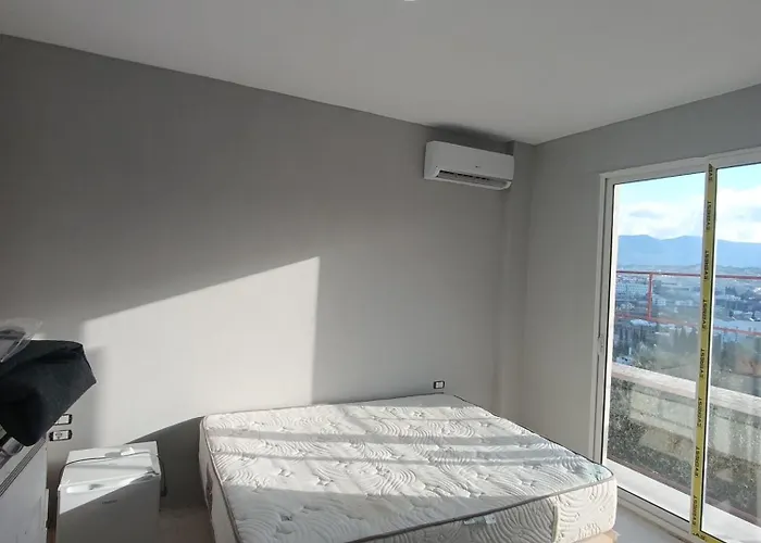 Peleus Apartamento *