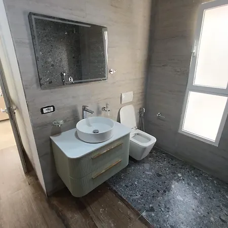 Peleus Mjull-Bathore