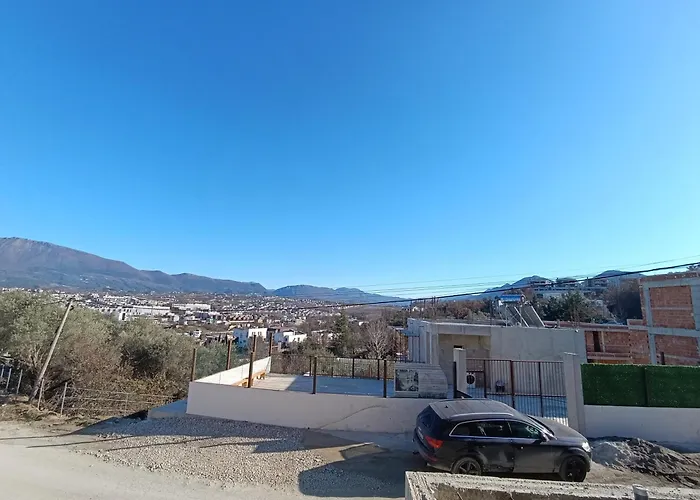 Peleus Apartment Mjull-Bathore