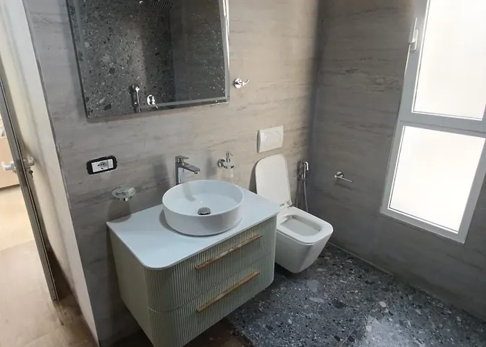 Peleus Mjull-Bathore